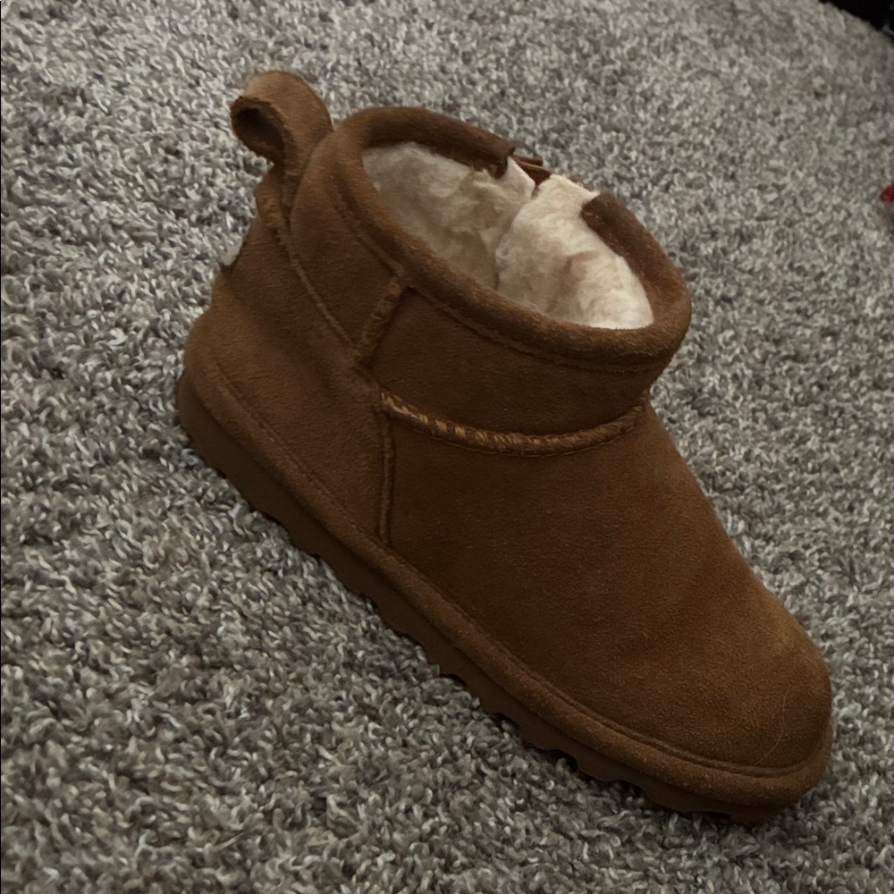 BearPaw Tan Suede Boot